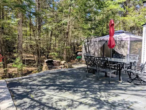 10 Hollows Road Holderness NH 03245