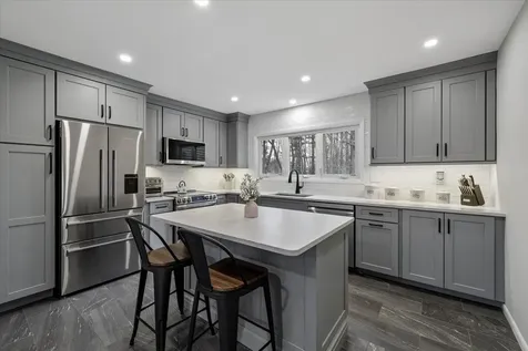 26 Bert Street Hooksett NH 03106