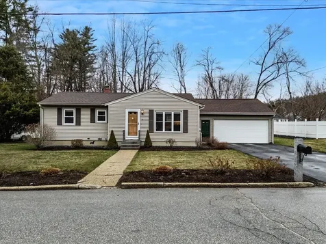 26 Bert Street Hooksett NH 03106