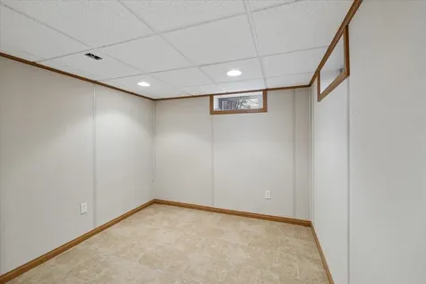 26 Bert Street Hooksett NH 03106