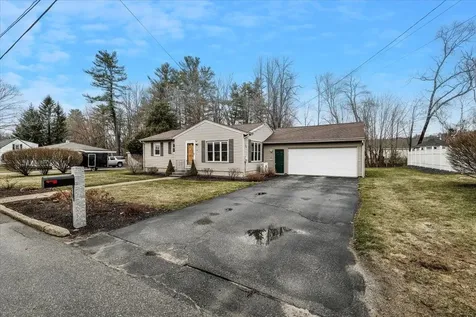 26 Bert Street Hooksett NH 03106