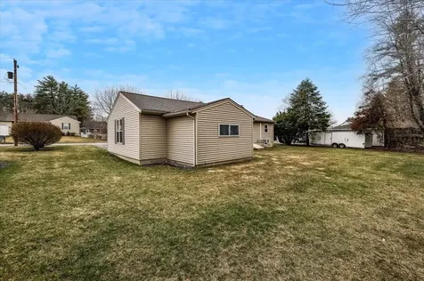 26 Bert Street Hooksett NH 03106