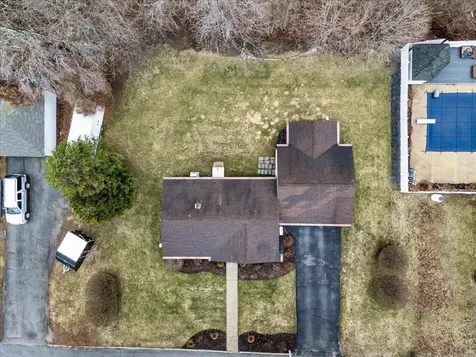 26 Bert Street Hooksett NH 03106