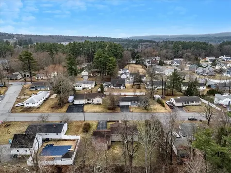 26 Bert Street Hooksett NH 03106