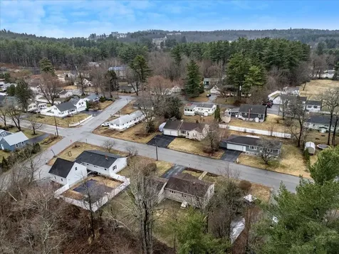 26 Bert Street Hooksett NH 03106