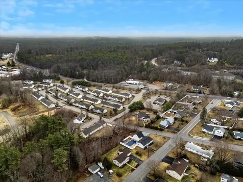 26 Bert Street Hooksett NH 03106