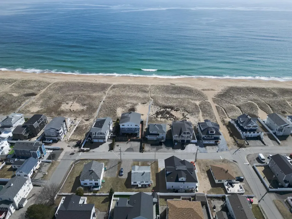 308 Atlantic Avenue Seabrook NH 03874