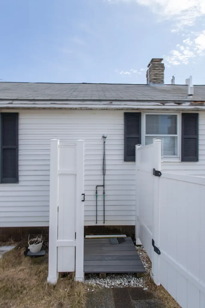 308 Atlantic Avenue Seabrook NH 03874