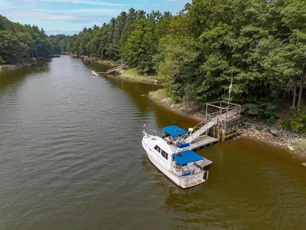 26 Smith Garrison Road Newmarket NH 03857