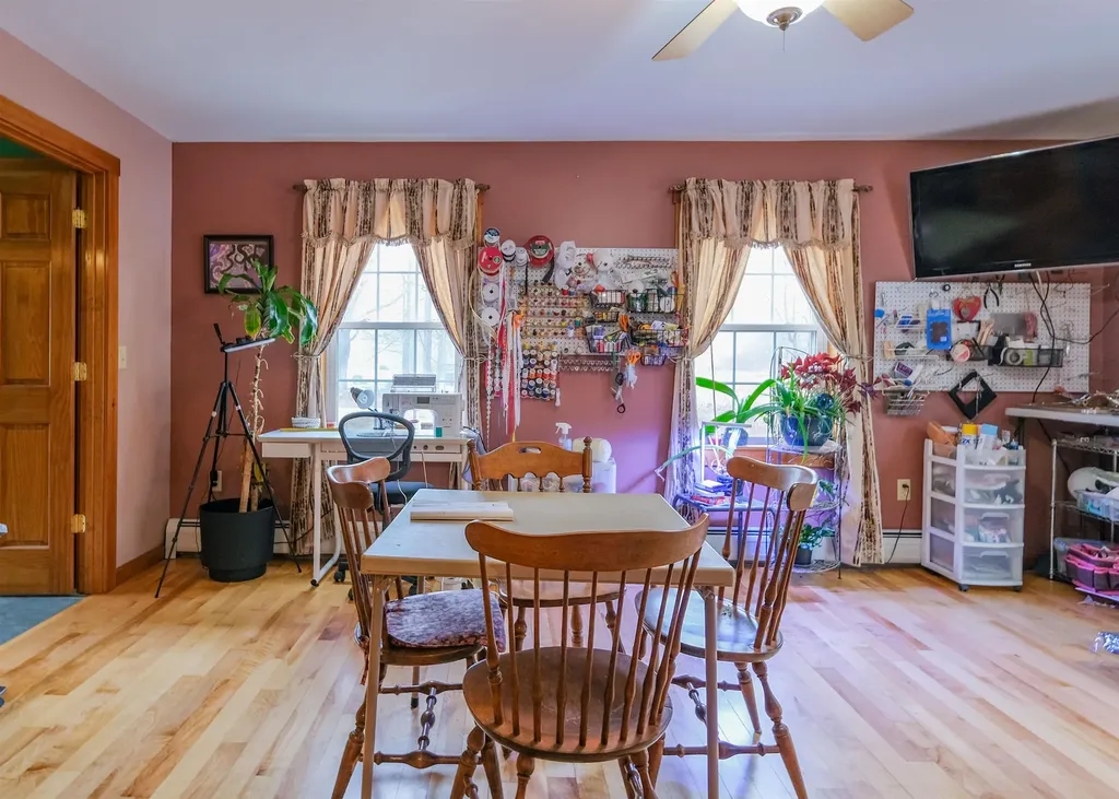 5 Malagash Road Reading VT 05062