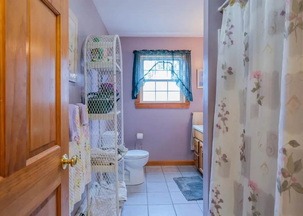 5 Malagash Road Reading VT 05062