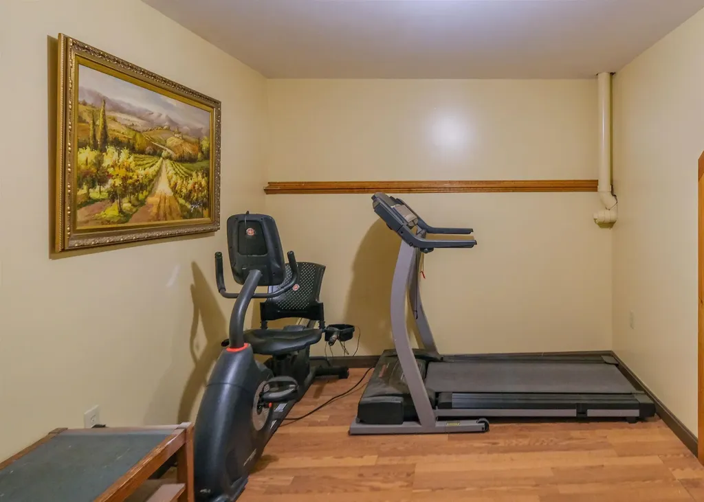 5 Malagash Road Reading VT 05062