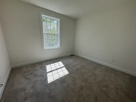5C Dearborn Circle Goffstown NH 03045