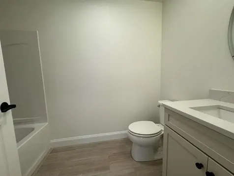 5C Dearborn Circle Goffstown NH 03045
