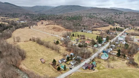 4711 Main Road Huntington VT 05462