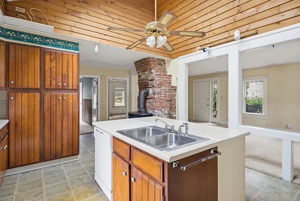767 Salmon Falls Road Rochester NH 03868
