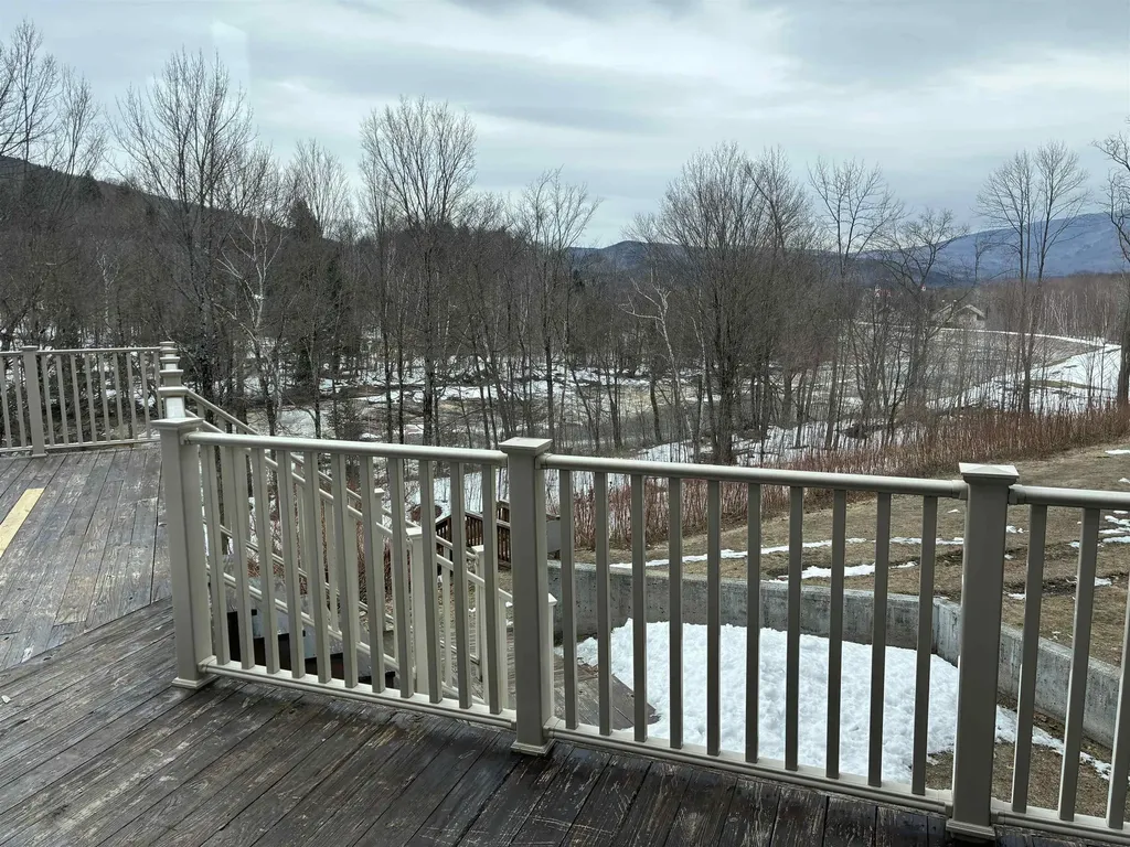 36 Lodge Road Lincoln NH 03251