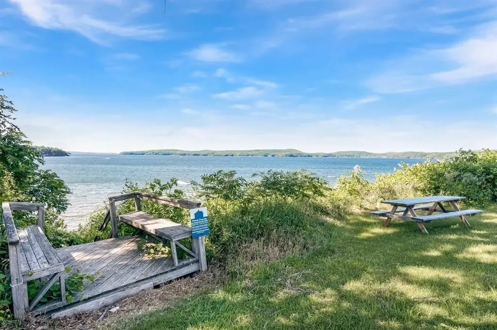 564 South Bay Circle Colchester VT 05446