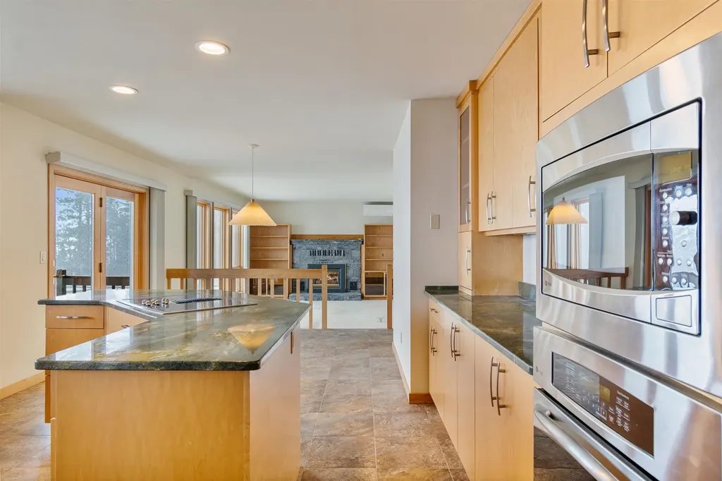 564 South Bay Circle Colchester VT 05446