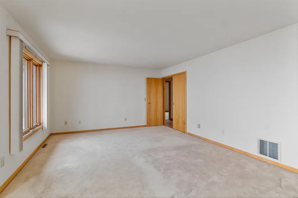 564 South Bay Circle Colchester VT 05446