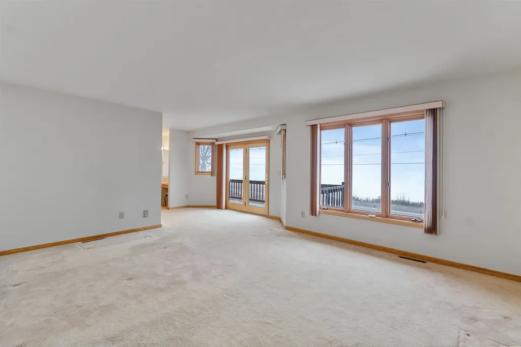 564 South Bay Circle Colchester VT 05446