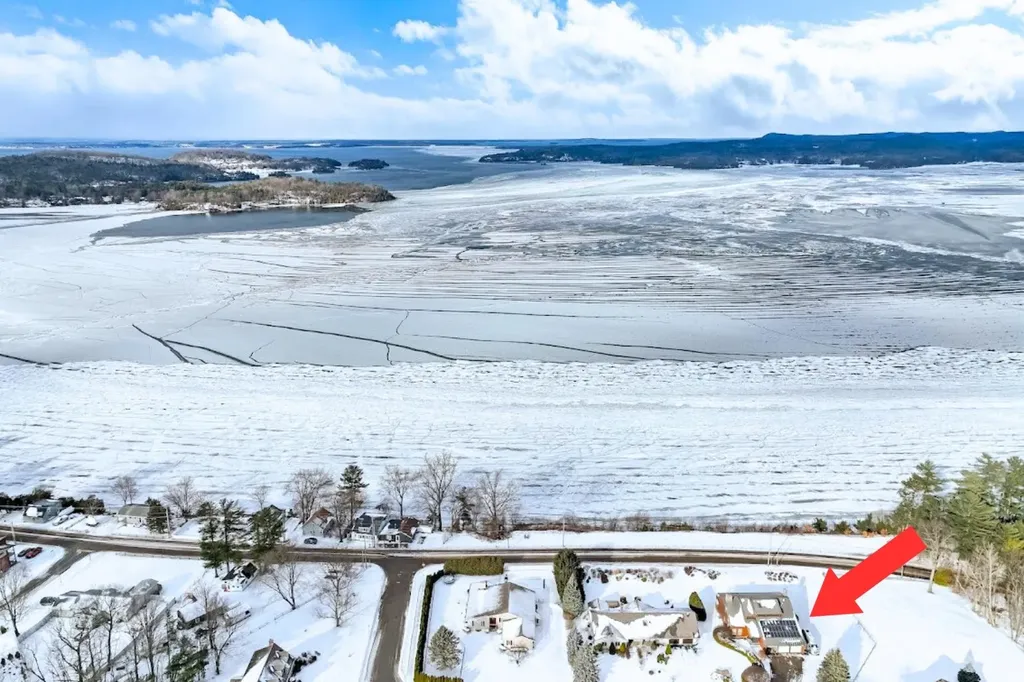 564 South Bay Circle Colchester VT 05446