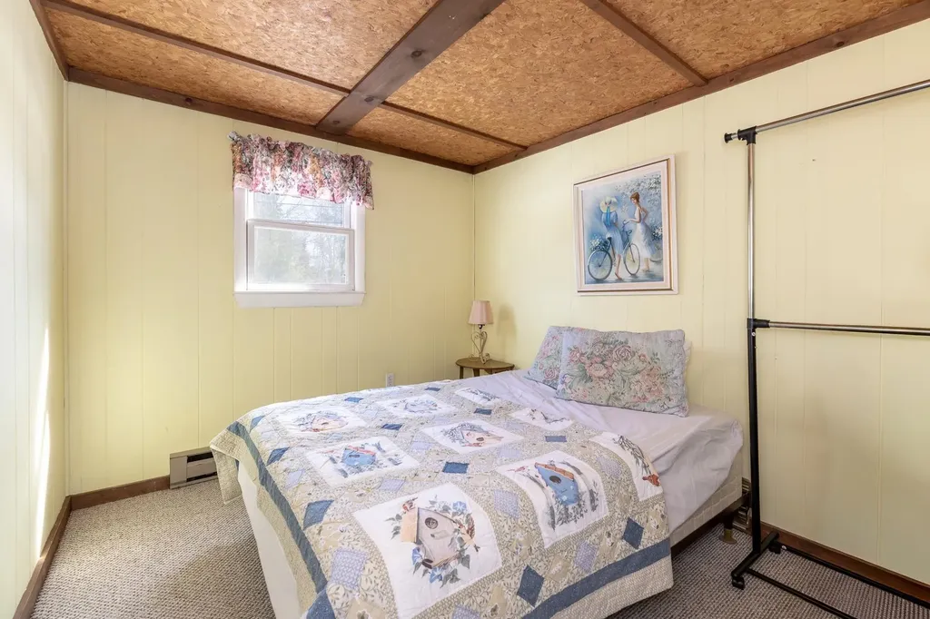 88 Sunset Drive Belmont NH 03220