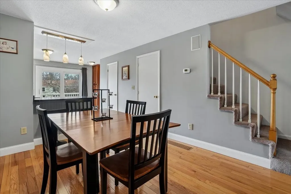 417 Fox Hollow Way Manchester NH 03104