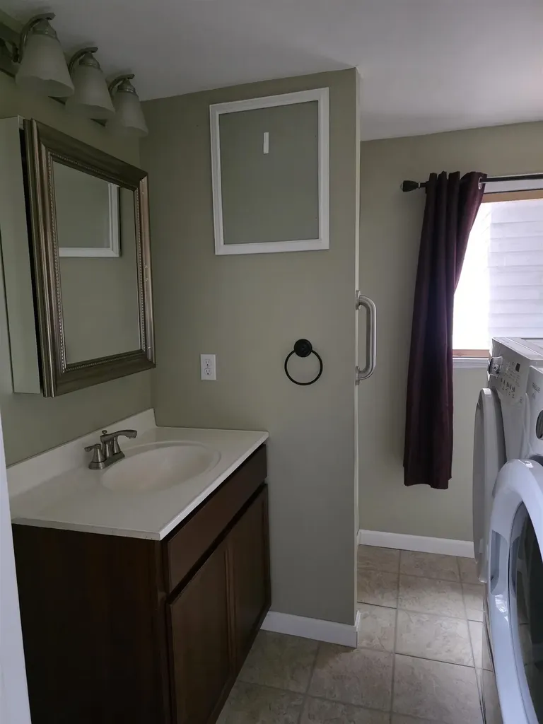 39 Tall Timbers Drive Hartford VT 05001