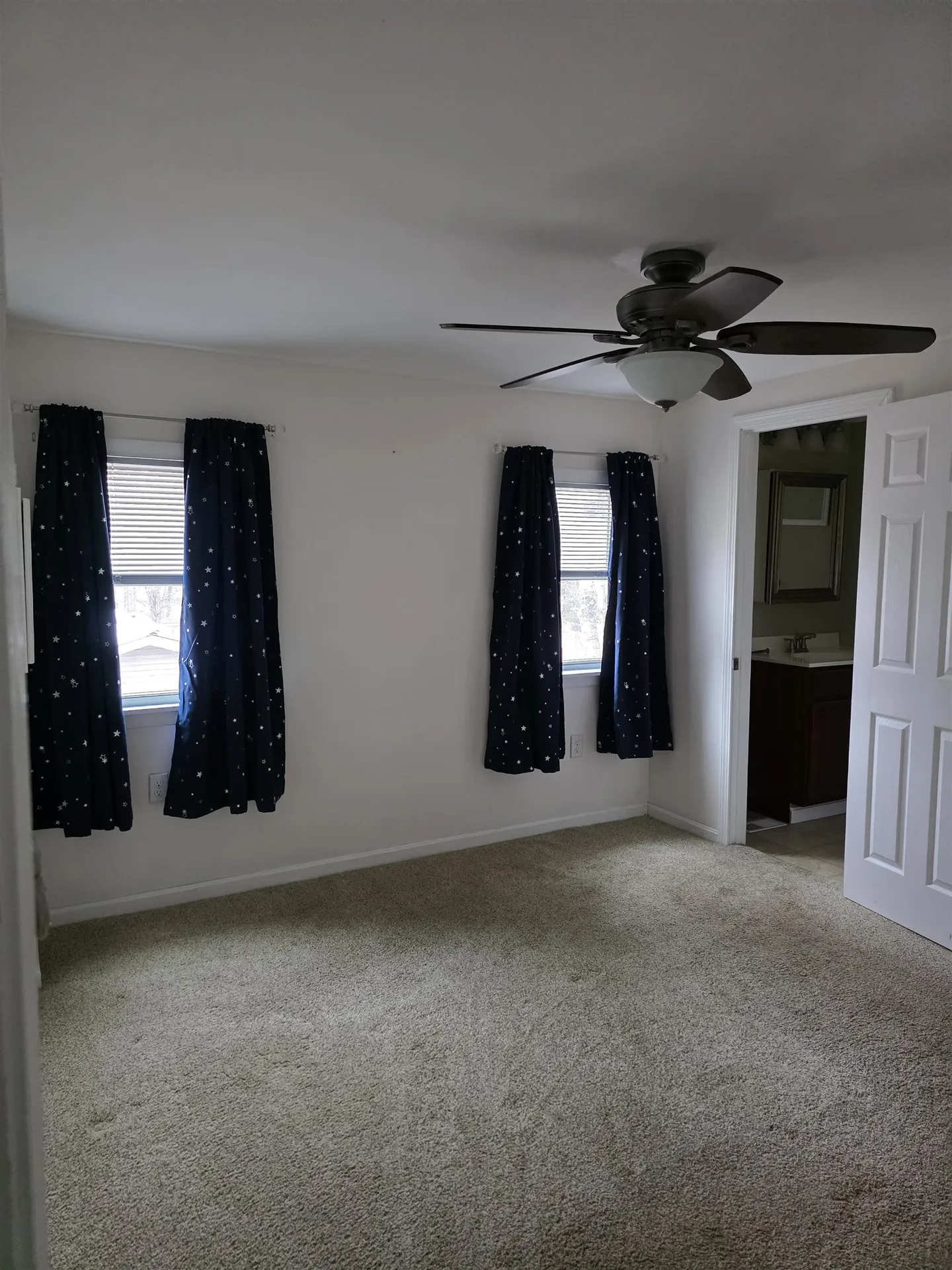 39 Tall Timbers Drive Hartford VT 05001