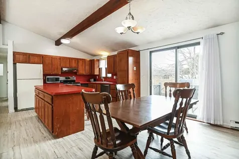 68 Airport Drive York ME 03909