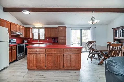 68 Airport Drive York ME 03909