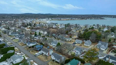 68 Airport Drive York ME 03909