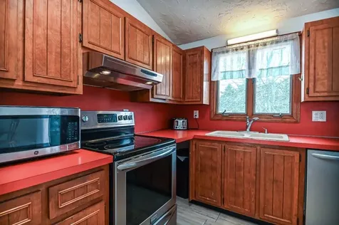 68 Airport Drive York ME 03909