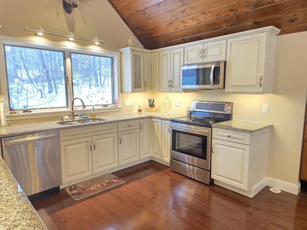 36 Westview Road Lincoln NH 03251