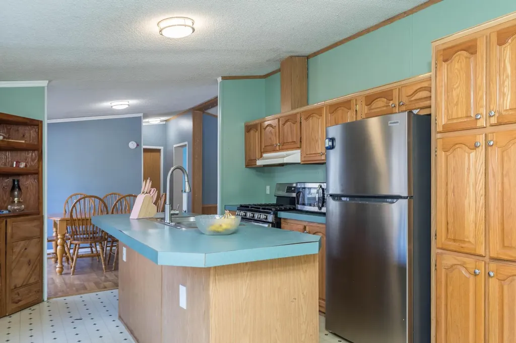 80 Brewster Road Barrington NH 03825