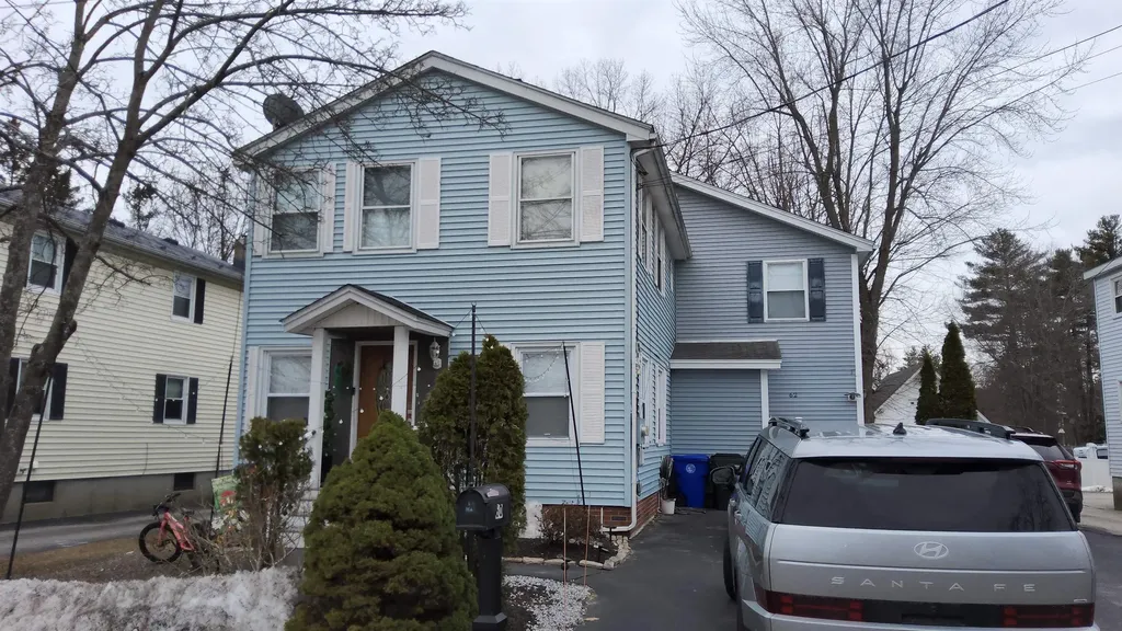 60 Mcquesten Street Manchester NH 03102
