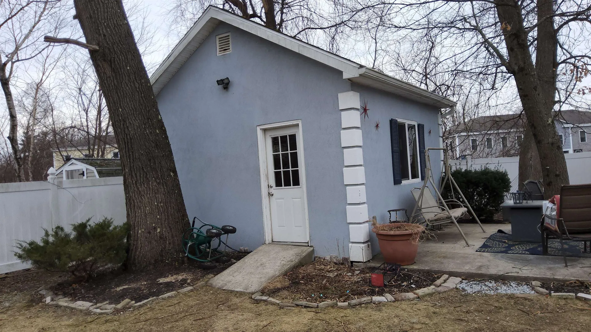 60 Mcquesten Street Manchester NH 03102