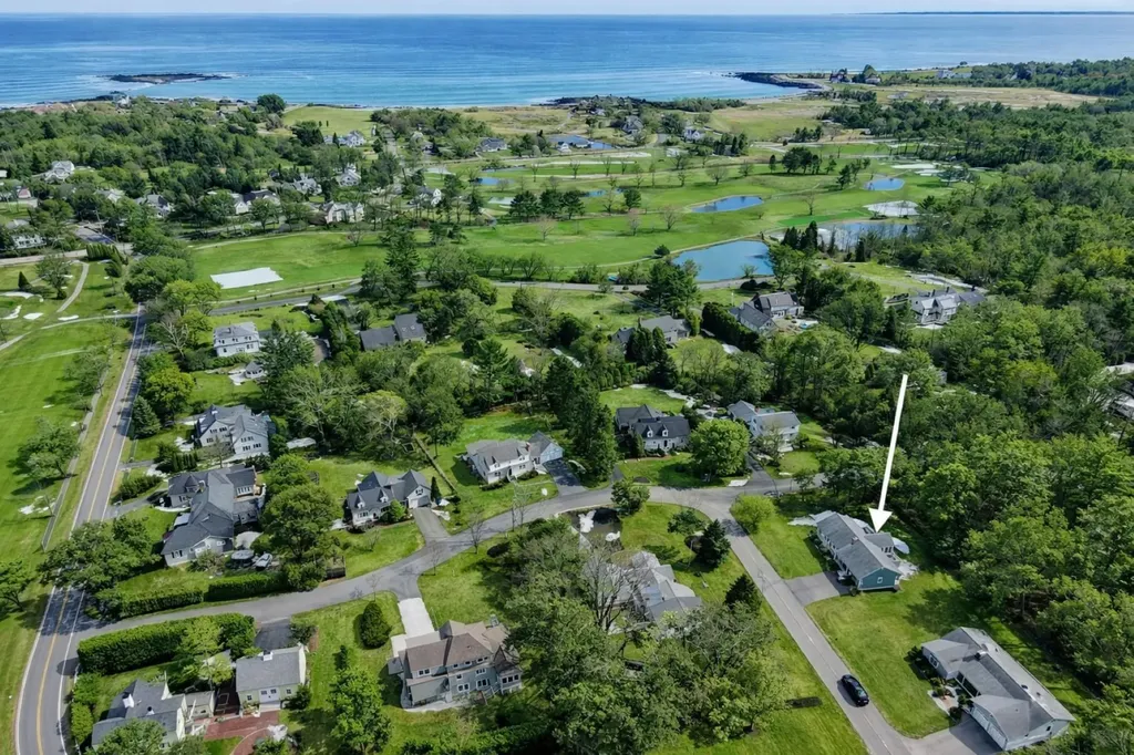 2 Willowbrook Avenue Rye NH 03871