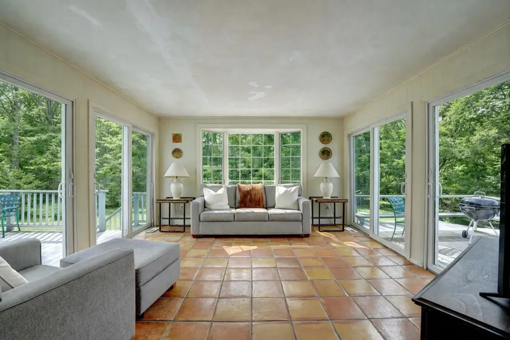 2 Willowbrook Avenue Rye NH 03871