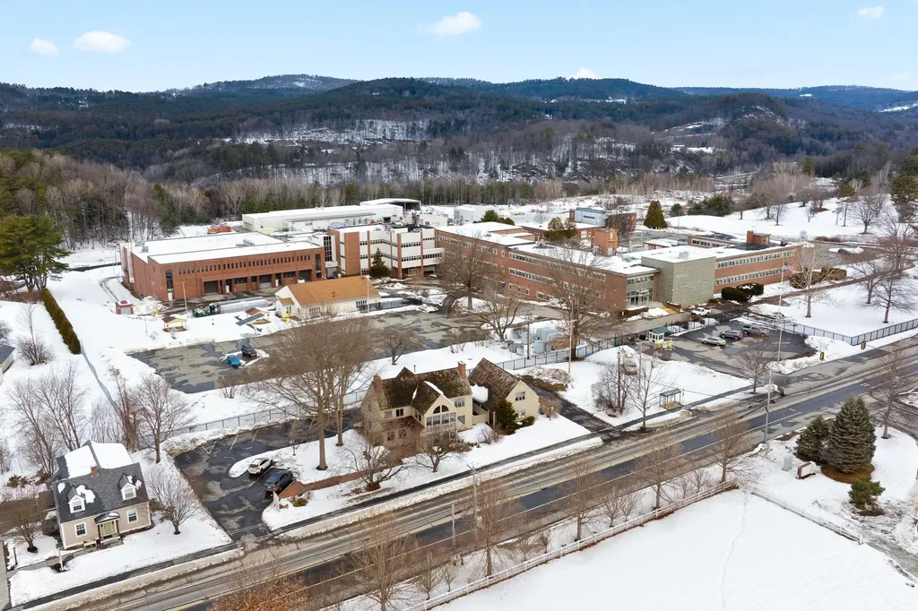68 Lyme Road Hanover NH 03755