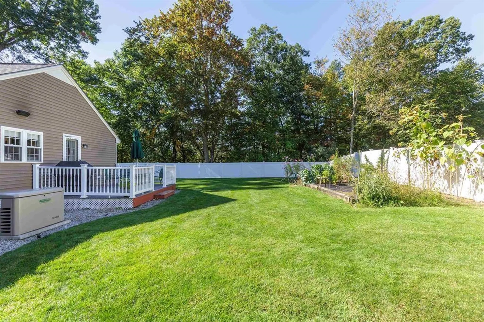 492 Woodlawn Ridge Road Pembroke NH 03275