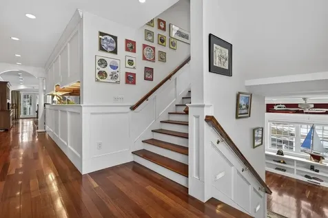 51 Pond Street Newton NH 03858