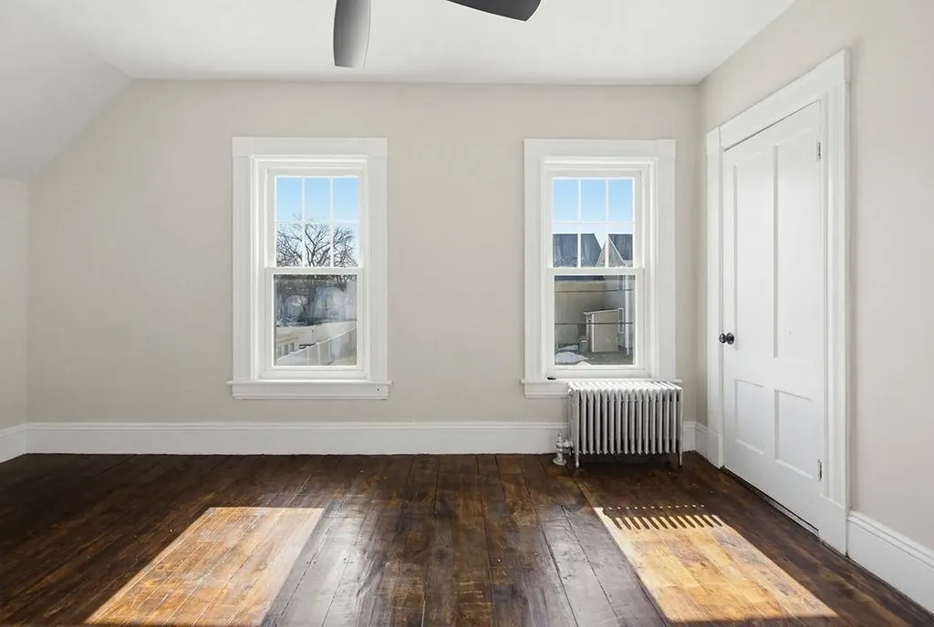 10 Hayes Avenue Manchester NH 03103