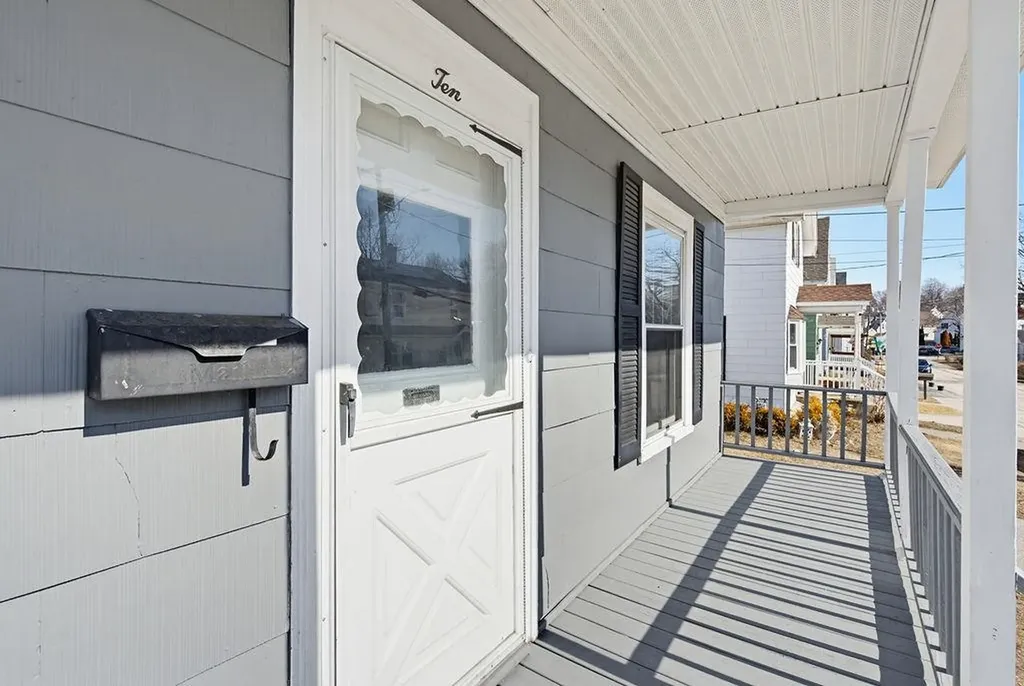 10 Hayes Avenue Manchester NH 03103