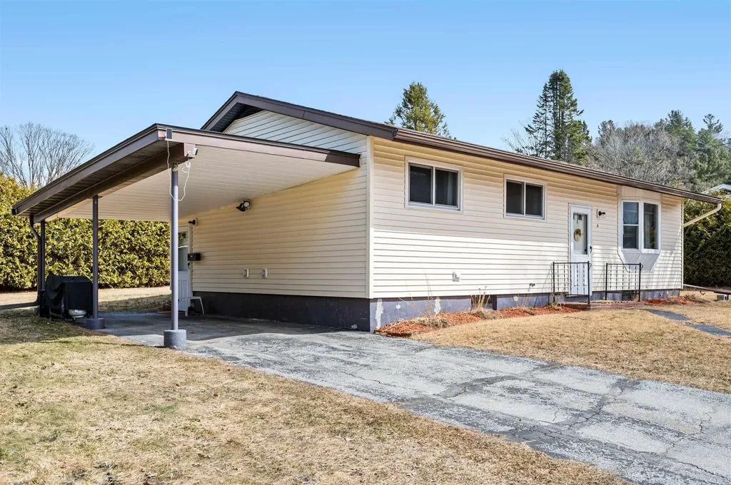 4 Downes Avenue Barre City VT 05641