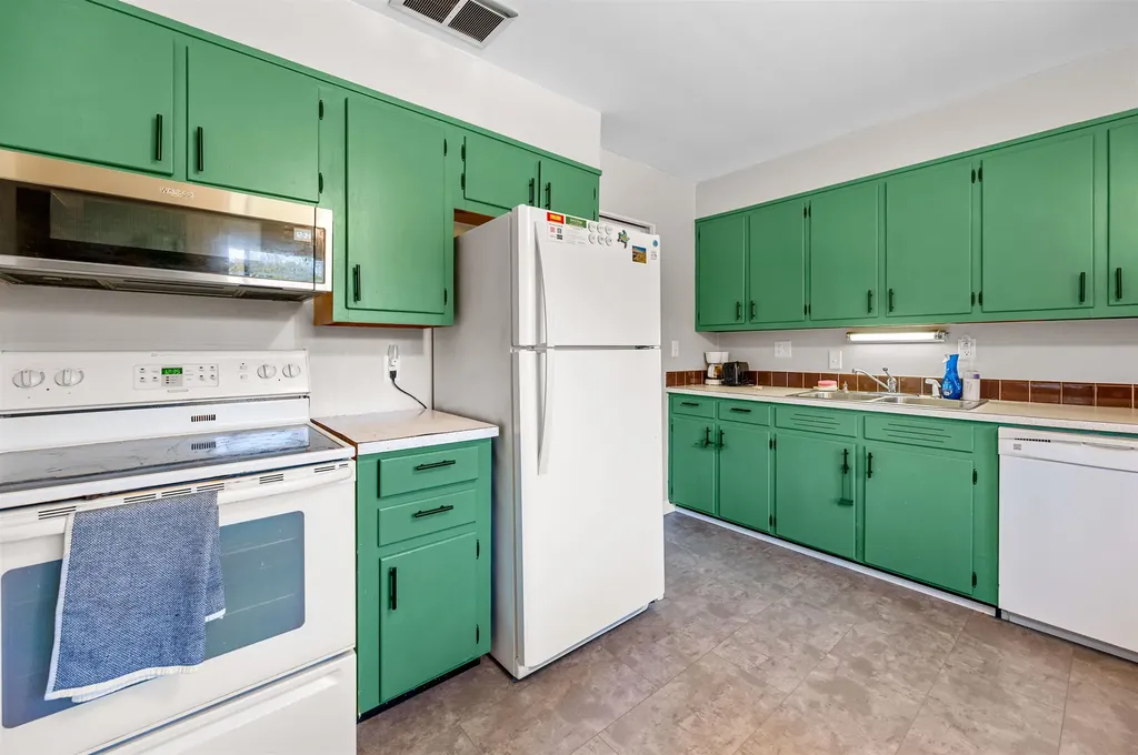 4 Downes Avenue Barre City VT 05641