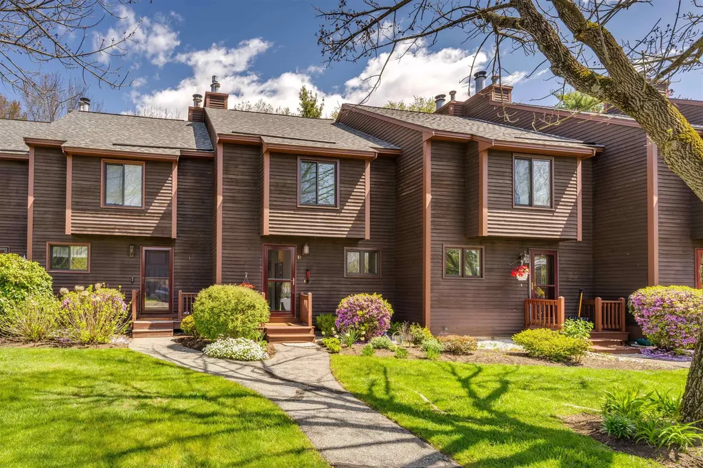 10 Thornhill Road Stratham NH 03885