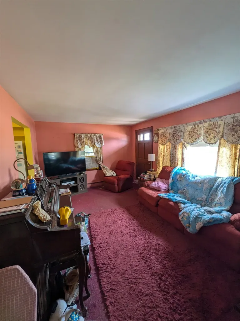 185 Cameron Street Manchester NH 03103