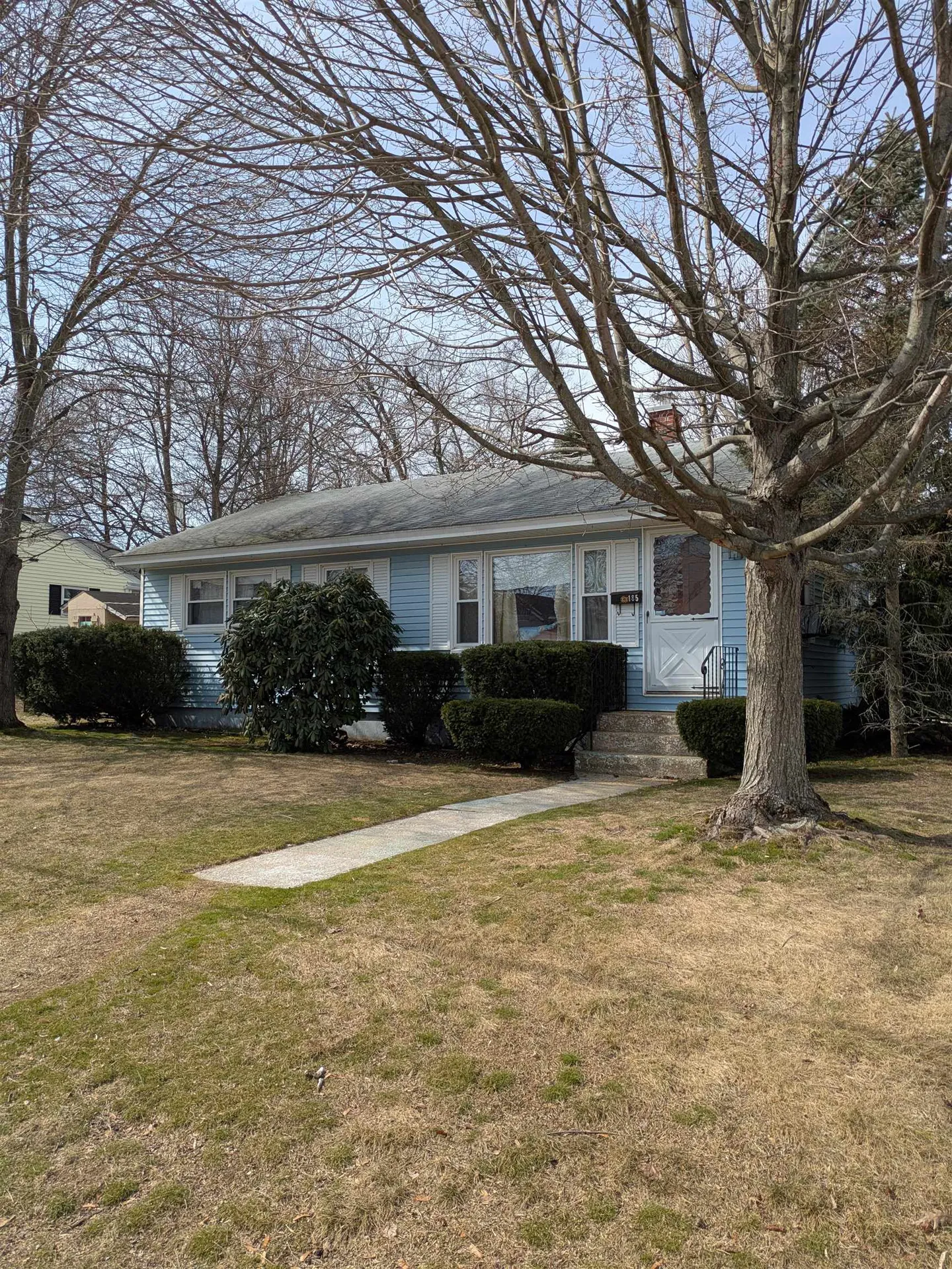 185 Cameron Street Manchester NH 03103
